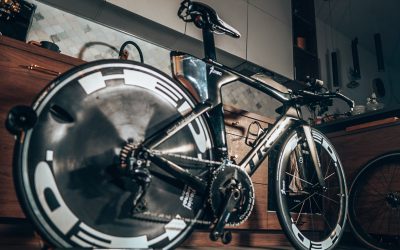 Jak samodzielnie wykonać serwis roweru i przygotować go na zawody?